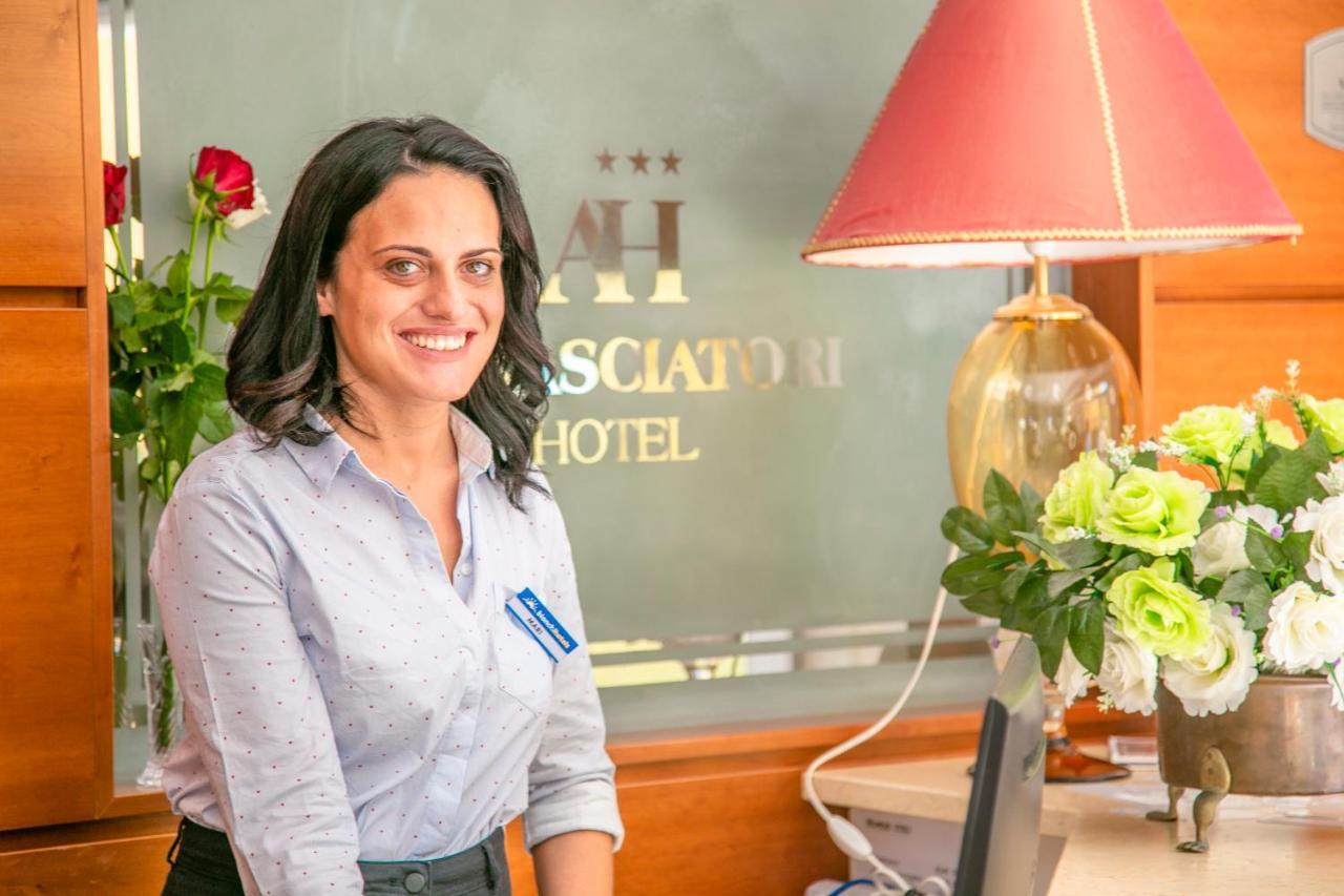 Hotel Ambasciatori Μπελάρια-Ιτζέα Μαρίνα Εξωτερικό φωτογραφία