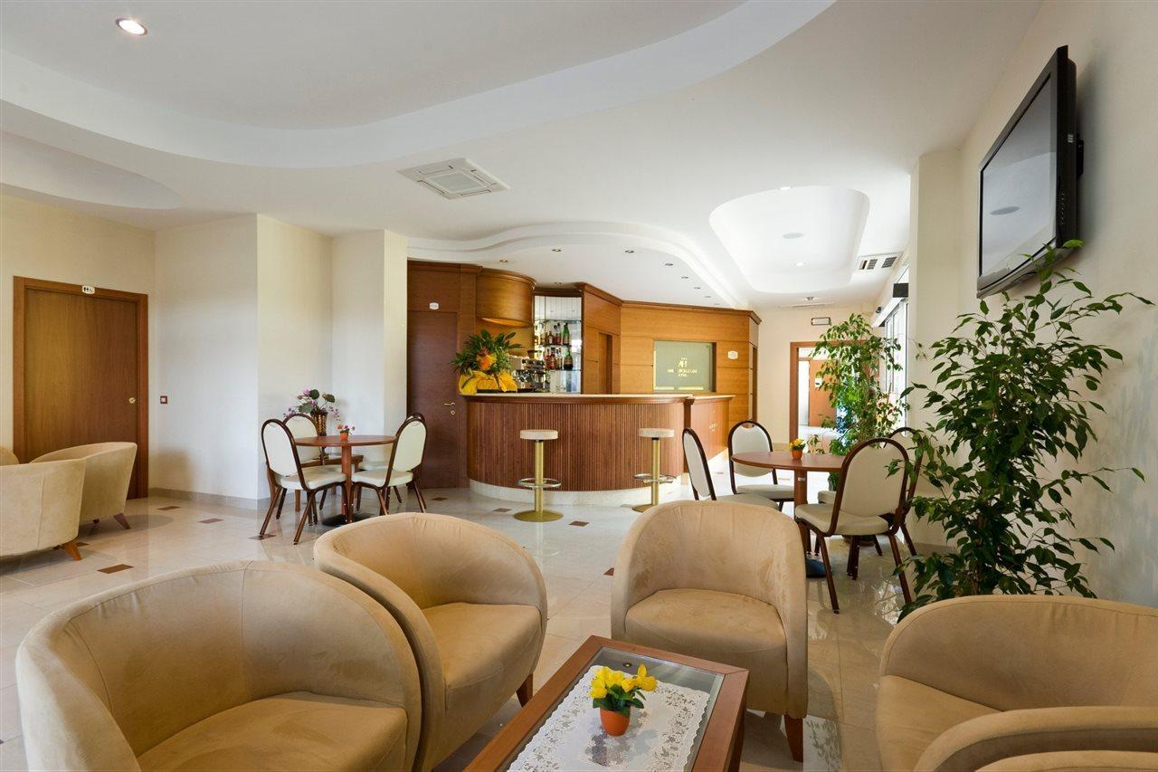 Hotel Ambasciatori Μπελάρια-Ιτζέα Μαρίνα Εξωτερικό φωτογραφία